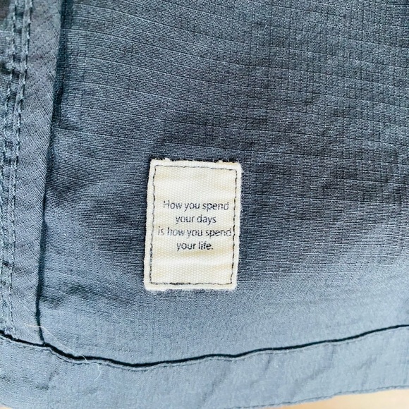 Vuori Ripstop Utility Women’s Large Utility Collared Button Jacket - Picture 8 of 11